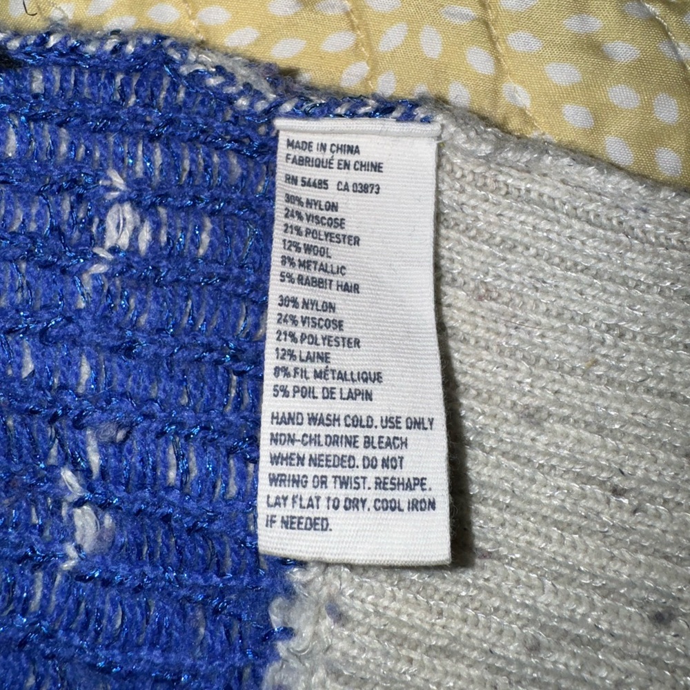 American Eagle Patterned Sweater - image 8